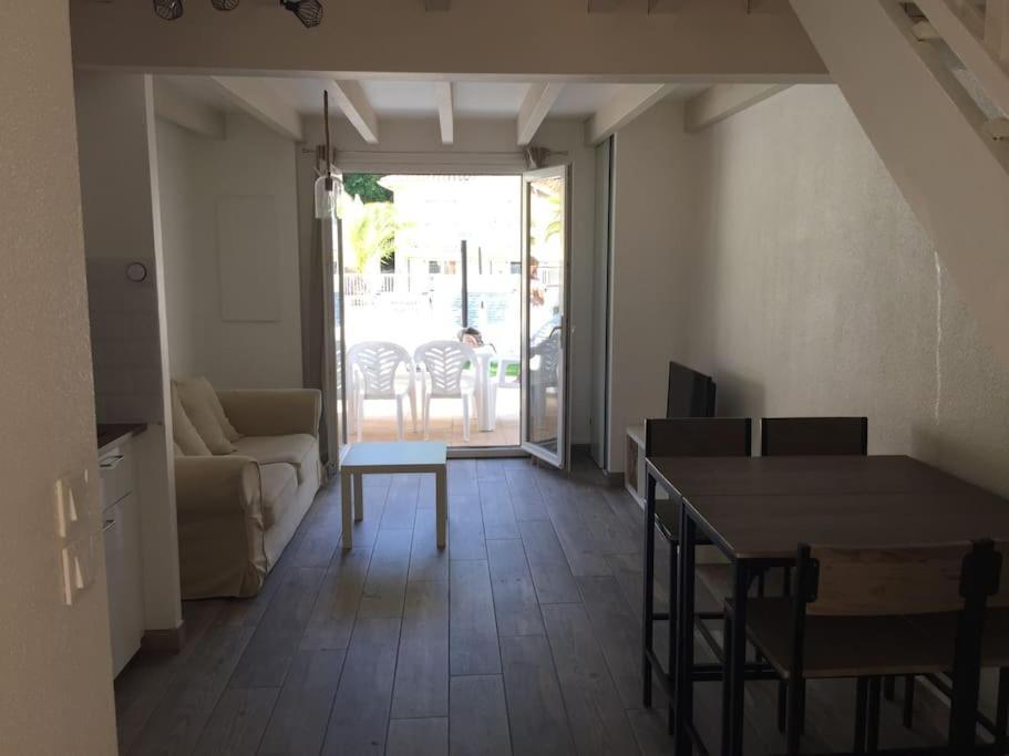Appartamento T3 En Duplex Avec Grande Piscine Anglet Esterno foto